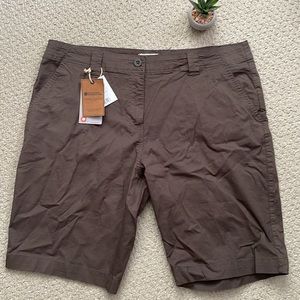 Mountain warehouse coast stretch women’s short NWT